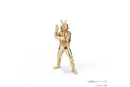 「仮面ライダーV3」「仮面ライダーアマゾン」が光り輝く！18金ミニフィギュアが販売【各限定100体】