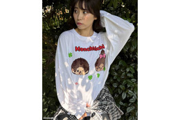 「モンチッチ」ふわふわモチーフがかわいい♪「AS KNOW AS plus」アクキー付きのコラボロンT登場
