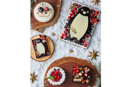 「Suicaのペンギン」がクリスマスケーキに☆ ブッシュドノエルや大型パーティーケーキなど全4種
