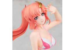 「ガンダムSEED FREEDOM」水着姿のラクスが登場！　白とピンクのビキニがまぶしい♪飾りやすく手ごろな価格帯のフィギュア「Lucreaらいと」シリーズに