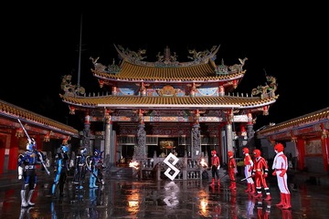 「超スーパーヒーロー大戦」戦隊レッド＆ライダーブルーの夢のチームが結成！ 画像