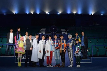 劇場版「エグゼイド」＆「キュウレンジャー」がプラネタリウムで製作発表 飯島寛騎と岐洲匠も感激 画像