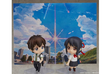 『君の名は。』の「宮水三葉」と「立花瀧」がねんどろいどに あの落書きシーンも再現 画像