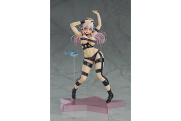 「すーぱーそに子」出すとこ出した“HOT LIMIT”フィギュア登場！ 西川貴教「熱さ限界」 画像