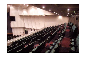 アニメ系ミュージカルの聖地・日本青年館でコスプレイベント　ステージ・楽屋で撮影可能 画像