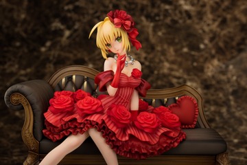 「Fate」エイプリルフール企画の“アイドル皇帝／ネロ”がフィギュア化！ 真紅のドレス姿がセクシー 画像