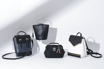 「刀剣乱舞」コラボバッグに新モデル！ 歌仙兼定、御手杵、薬研藤四郎、太鼓鐘貞宗がバッグになると... 画像