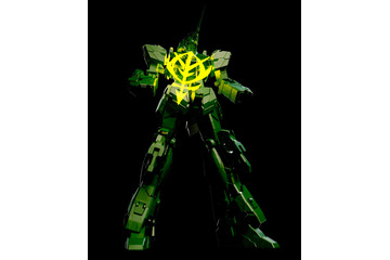 「ガンダムUC」実物大ガンダムでプロジェクションマッピング！ デストロイモードへの変形も 画像
