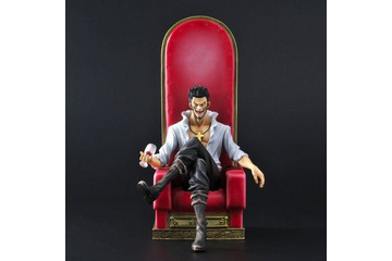 「ワンピース」名場面を再現！ ゾロの弟子入りを受ける“笑顔のミホーク”、フィギュア化！ 画像