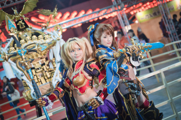 【コスプレ】セクシーからカッコイイまで幅広い！ “CygamesFes2018”で見かけた美麗レイヤーたち【写真132枚】 画像