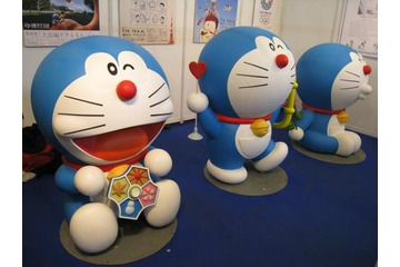 ジャパンエキスポに、ドラえもん！　藤子プロブースに等身大で3体出現 画像