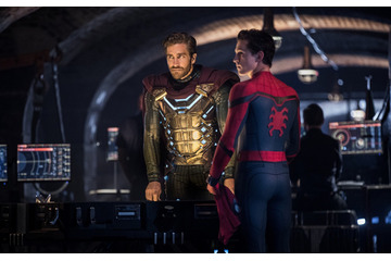「スパイダーマン」最新作、日本で“世界最速”公開！ 新予告映像に、“別の世界”から来た新キャラの姿も... 画像