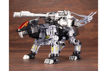 「ゾイド」砲撃力と格闘性能が強化された“シールドライガーDCS-J”、プラモ化！ 細かいディティールに注目 画像