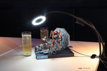 「ガンダム」見ながら飲める「ロボキチ」自前フィギュアで撮影会も！ ジオラマ・撮影スペース設置中 画像