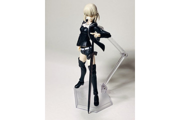 「FGO」アルトリア・オルタ（新宿ver.）、figmaシリーズでフィギュア化！ 開封レポで魅力をご紹介【特集】 画像