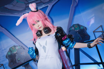 【コスプレ】遊戯王やペルソナ5も！ 「東京ゲームショウ2019」企業ブース美女レイヤーまとめ【写真157枚】 画像