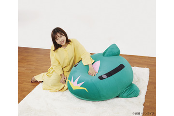 「ガンダム」MA“エルメス”、大型ビーズクッション化！ ララァの魅力のように“ニュータイプもダメになる” 画像