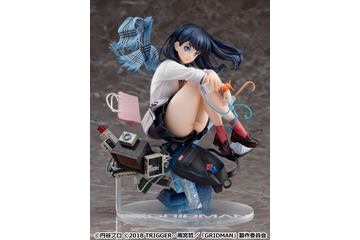「SSSS.GRIDMAN」宝多六花、ふんわりした笑みに釘付け！浮かぶアイテムにも注目なフィギュア登場 画像