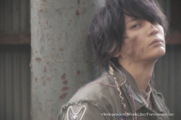 浅沼晋太郎の魅力がこの1冊に！ 1st写真集、“2回”の発売前重版を経て遂に発売 画像