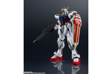 「ガンダムSEED」キラ・ヤマト、ガンダム行きます！　ストライク・ガンダムが“GUNDAM UNIVERSE”でフィギュア化 画像