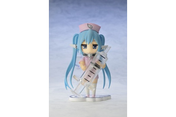 「そらのおとしもの」にフィギュア付き劇場前売券登場 ナース姿のニンフ＆おまけ 画像