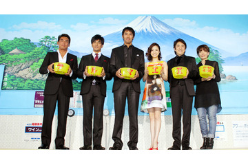 「テルマエ・ロマエII」完成会見は銭湯で　見どころは阿部寛の肉体美？ 画像