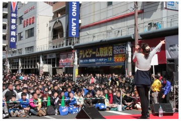 日本橋ストリートフェスタ2014　原由実が故郷・大阪で凱旋ステージ 画像