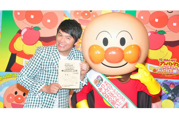 今夏の映画「アンパンマン」　ゲスト声優に岡田圭右、アフレコ収録を公開 画像