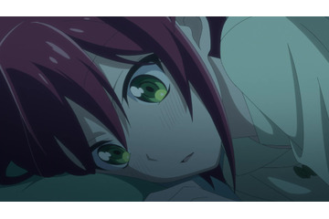 夏アニメ「女神寮の寮母くん。」就寝前の孝士が目にしたのは、天井を突き破る女性の生足…⁉ 第2話先行カット 画像