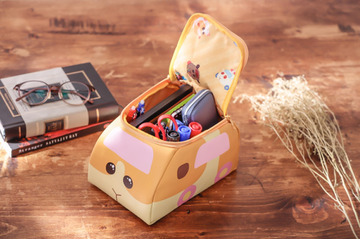 「PUI PUI モルカー」“ポテト”がそのままポーチに♪ 見た目も機能性もバツグン！ 画像