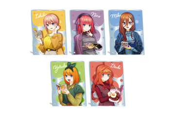「五等分の花嫁∬」約170cmの等身大アクリルスタンドも！“読書”テーマの描き下ろしグッズ登場 画像