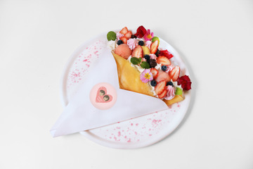 「名探偵コナン」高木＆佐藤“ラブラブ”なデザートも♪ “ライブ・ミュージアム”併設カフェのメニュー公開 画像