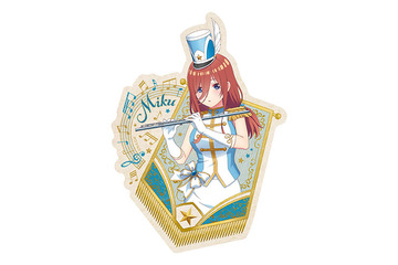 「五等分の花嫁」五つ子の“マーチングバンド衣装”と“水着姿”、どちらが好み？　最新イラストグッズ登場 画像