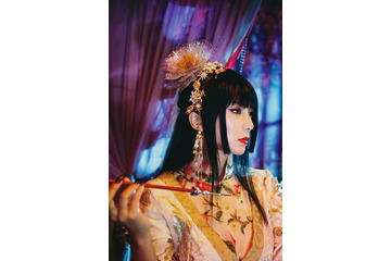 映画「ホリック xxxHOLiC」同じ服を二度と着ない！蜷川実花監督撮りおろしの侑子の写真集カット公開 画像