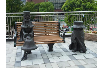 人は誰でも幸せ探す旅人のようなもの　北九州・小倉駅にメーテルと鉄郎が！ 画像