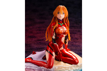 「エヴァンゲリオン」エントリープラグ内で微笑むマリ、渚で目覚めたアスカ…「新劇場版」1/4スタチュー＆1/6フィギュア登場 画像