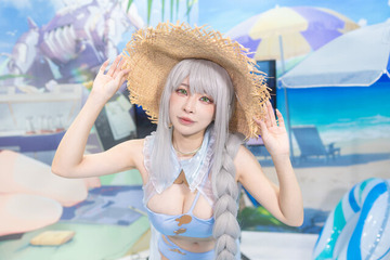 【コスプレ】『アーテリーギア』ニナの麦わら帽子と水着姿に釘付け！中国レイヤー・千葉チュチュ【写真9枚】 画像