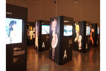 ニッポンのマンガ＊アニメ＊ゲーム展 テクノロジーと社会を表す作品を8つの切り口で紹介 画像