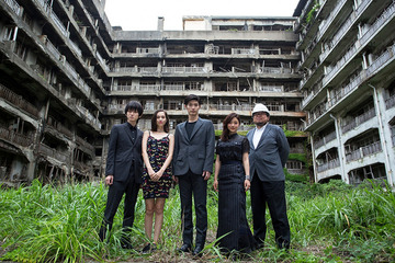 舞台は軍艦島　「進撃の巨人」完成報告会見で三浦春馬、水原希子ら再上陸 画像