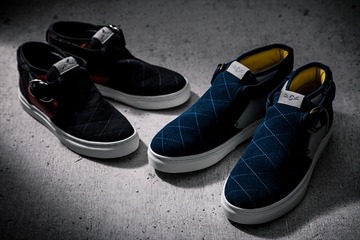 「Fate/stay night」コラボのスニーカー登場　セイバーとアーチャーの2種 画像