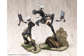 躍動感が素晴らしい！「ニーア オートマタ Ver1.1a」華麗に斬りかかる「2B」と「9S」が共闘ポーズでフィギュア化 画像