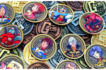 「ガンダム」アムロやシャアザク、ガンキャノンまで勢揃い♪ 懐かしい顔ぶれが“メダル”コレクションで登場！ 画像