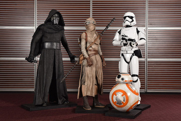 「スター・ウォーズ」“BB-8 アート”プロジェクトに田辺誠一、中川翔子らが参加 画像