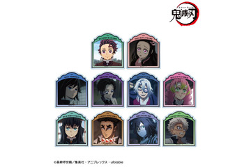 「鬼滅の刃」炭治郎、善逸、義勇…印象的な場面写がグッズに！ アクリルマスコット、縦型パスケースなど全9アイテム 画像