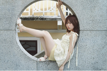 「ラブライブ！スーパースター!!」澁谷かのん役・伊達さゆり、スラリ美脚にキュートなカンフーポーズも披露♪ 2nd写真集「シルエット」 画像