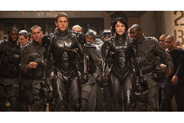 「パシフィック・リム」地上波初放送　デルトロが描くSFアクション怪獣映画 画像