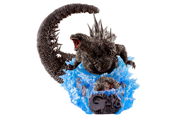 「ゴジラ-1.0」ついに“プチラマDX”に登場！シリーズ最大サイズのイメージスタチューで展開“ゴジラは刺し違えてても必ず仕留めます” 画像
