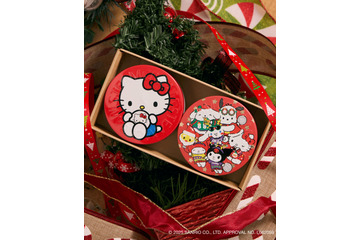 ハローキティたちがクリスマスセーターでパーティ♪ 限定デザインがキュートすぎ！「スチームクリーム」クリスマス商品が登場 画像