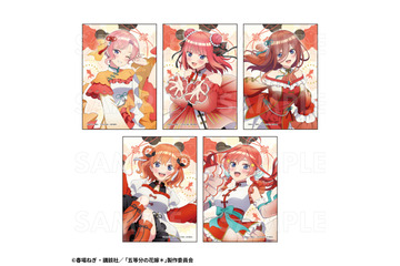 「五等分の花嫁」三玖、四葉たちが“金魚絢爛”で華やかなドレス姿に♪ アクスタなど新作グッズ多数登場 画像