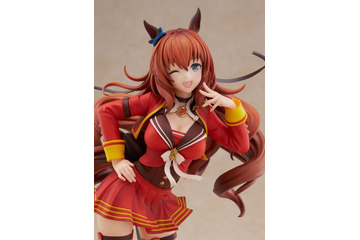 「ウマ娘」マルゼンスキーが“勝負服”でフィギュア化！ フレッシュな笑顔とチャーミングなウインクでメロメロ♪ 画像